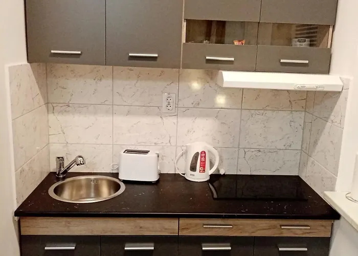 شقة Pahuljica اباتين